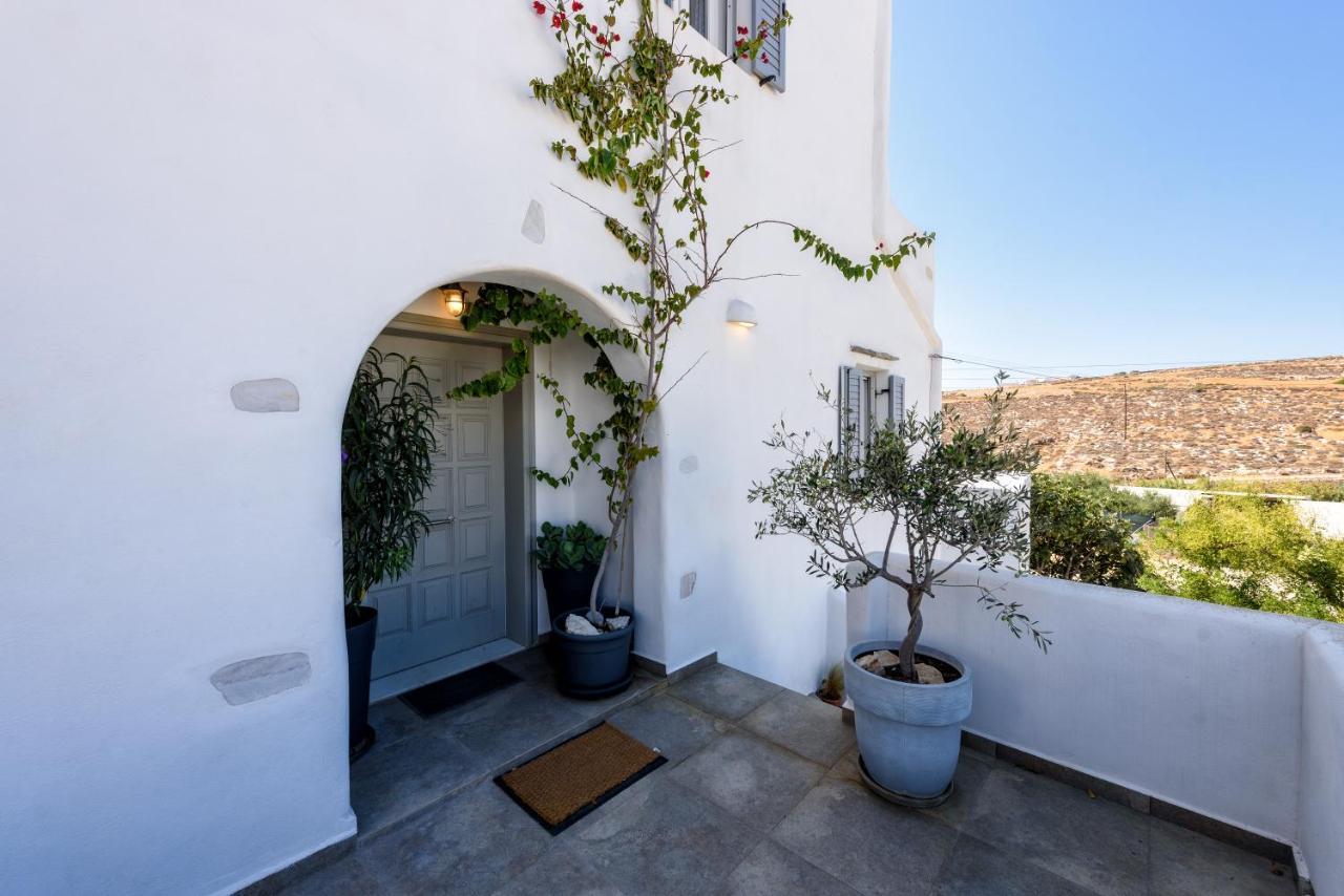 Hara’s Villa in Naousa , Paros Esterno foto
